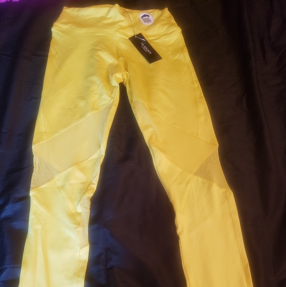 2 piece tracking suit - Picture 4 of 5